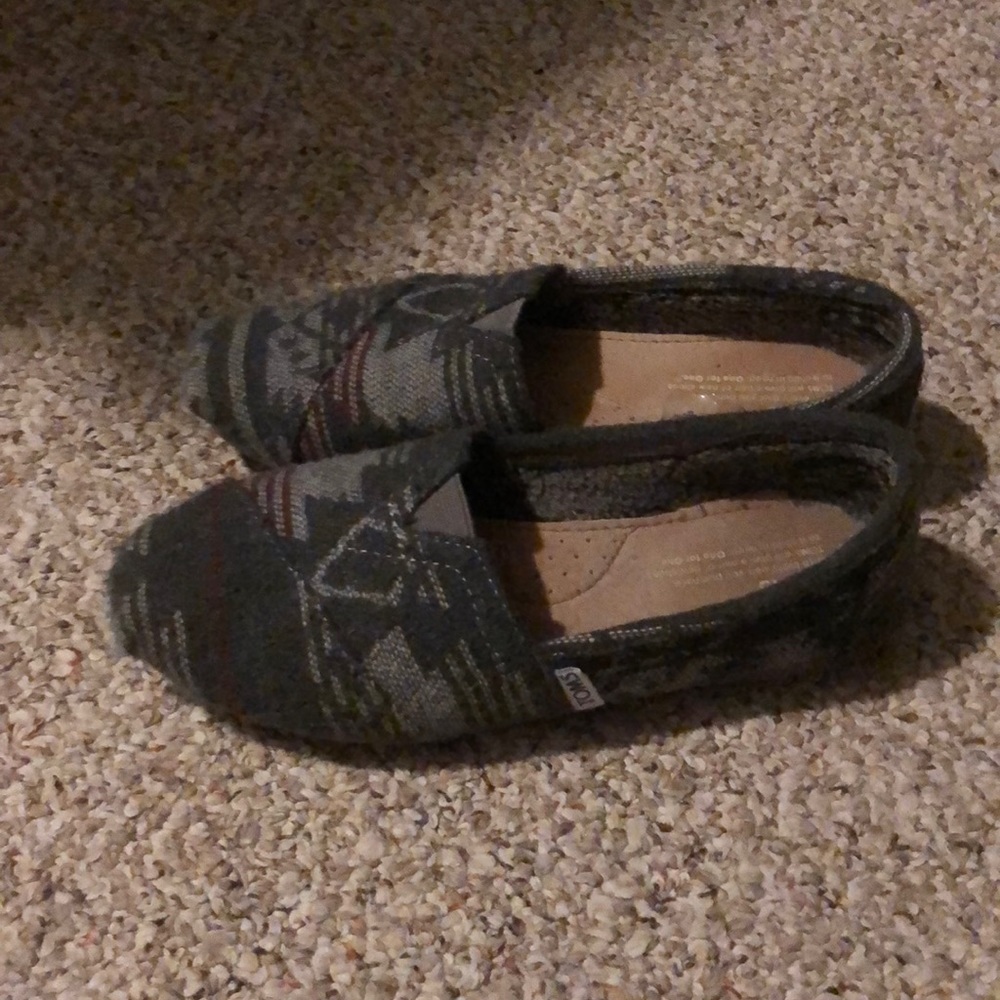 Toms